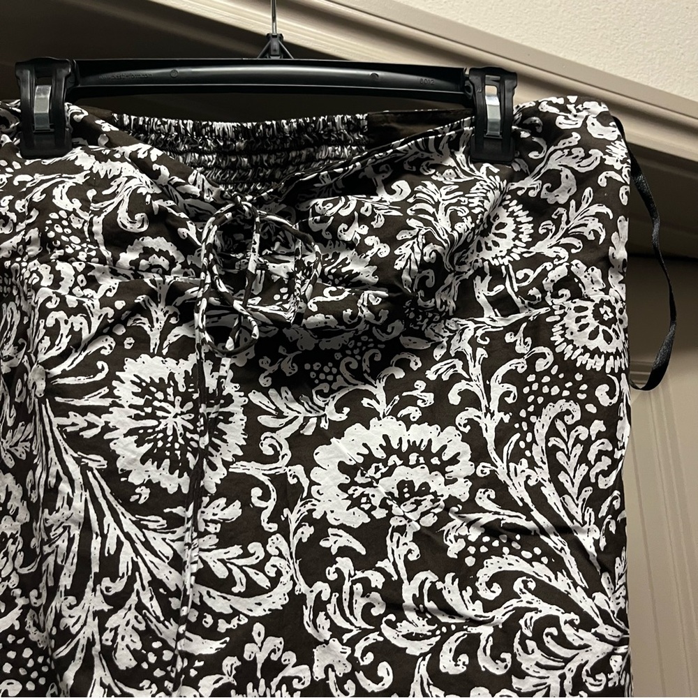 LOFT Brown and White Floral Top